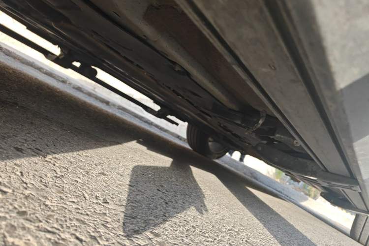 Used Lynk & Co 09 EM-P 2021 2.0T PHEV Halo Six-Seater Chassis Front Left