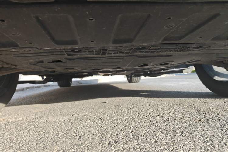 Used Lynk & Co 09 EM-P 2021 2.0T PHEV Halo Six-Seater Chassis Front