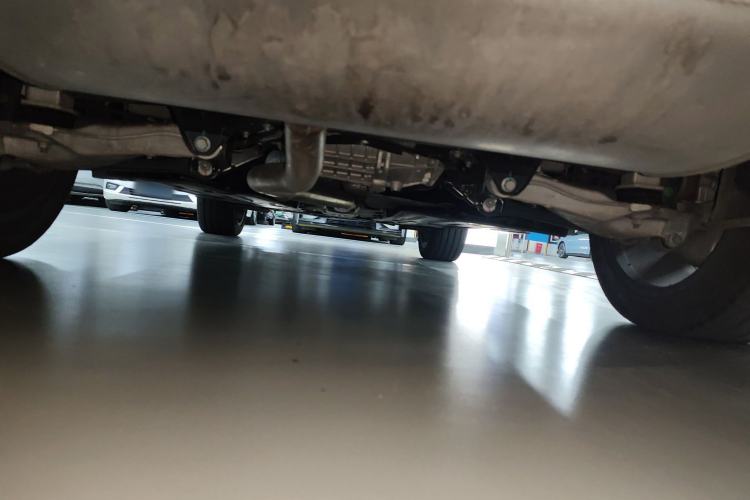 Used Lynk & Co 09 EM-P 2021 2.0T PHEV Halo Six-Seater Chassis Rear