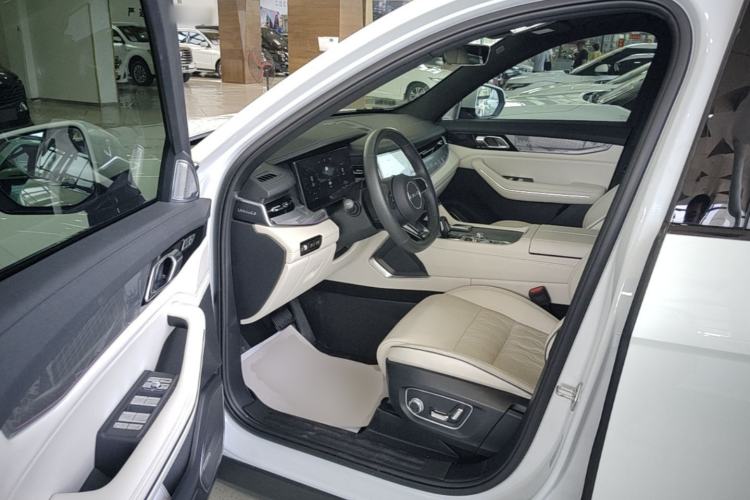 Used Lynk & Co 09 EM-P 2021 2.0T PHEV Ultra Six-Seater Driver Seat