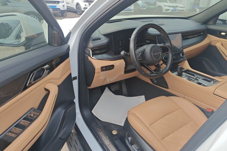 Used Lynk & Co 09 EM-P 2021 2.0T PHEV Halo Seven-Seater Driver Seat