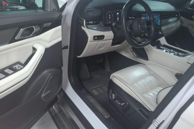 Used Lynk & Co 09 EM-P 2021 2.0T PHEV Ultra Six-Seater Driver Seat