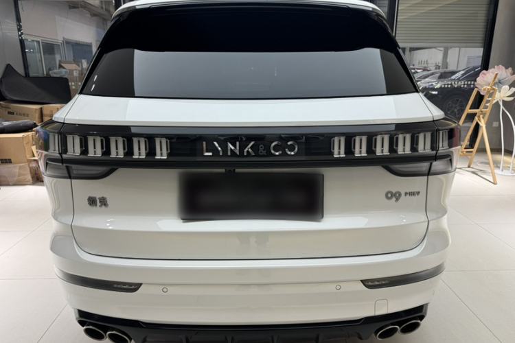 Used Lynk & Co 09 EM-P 2021 2.0T PHEV Ultra Six-Seater Exterior 2