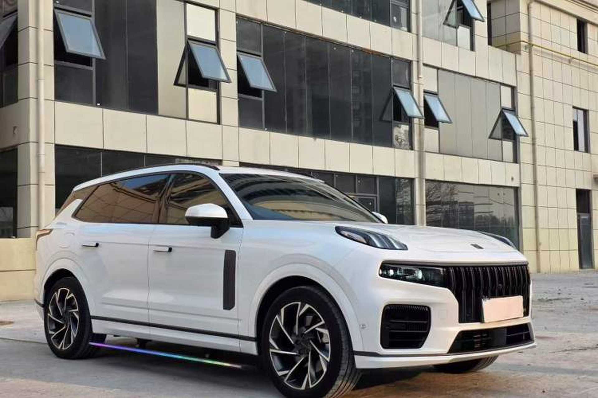 Used Lynk & Co 09 EM-P 2021 2.0T PHEV Halo Six-Seater Exterior 3