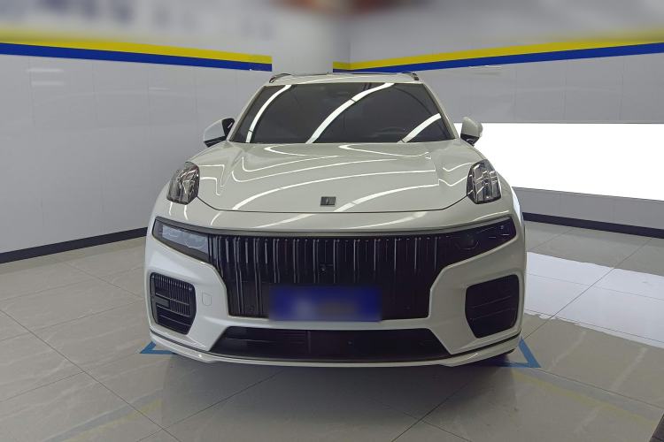 Used Lynk & Co 09 EM-P 2021 2.0T PHEV Halo Six-Seater Front