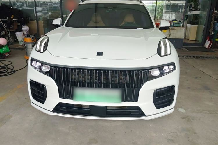 Used Lynk & Co 09 EM-P 2021 2.0T PHEV Halo Six-Seater Front