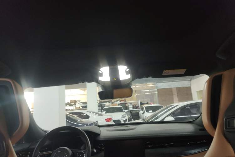 Used Lynk & Co 09 EM-P 2021 2.0T PHEV Halo Six-Seater Headliner
