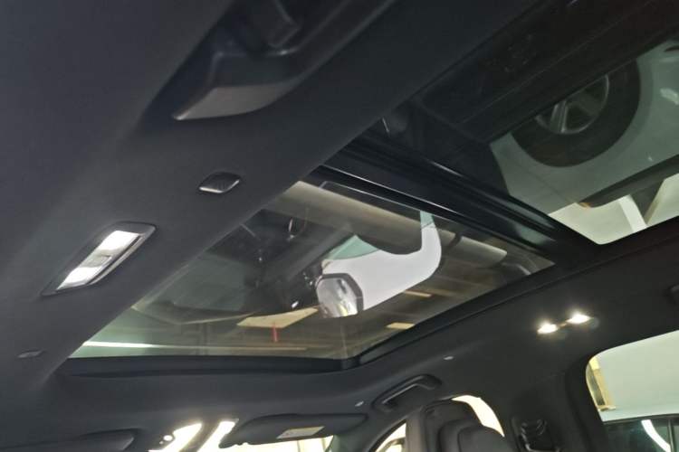 Used Lynk & Co 09 EM-P 2021 2.0T PHEV Halo Six-Seater Headliner