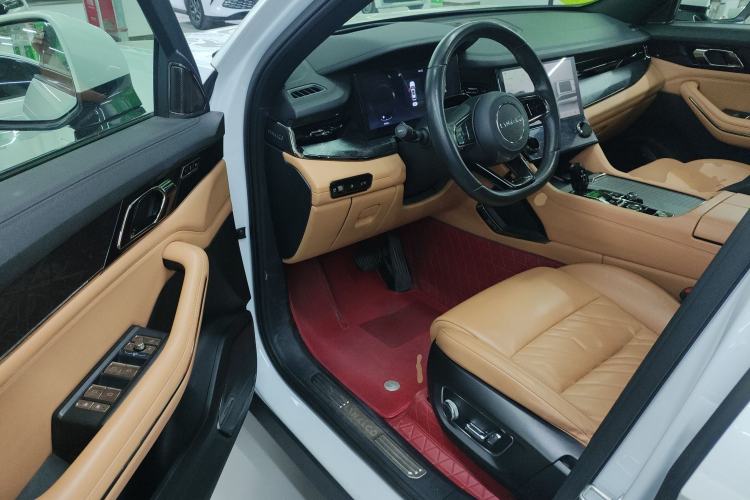Used Lynk & Co 09 EM-P 2021 2.0T PHEV Halo Six-Seater Left Front Seat