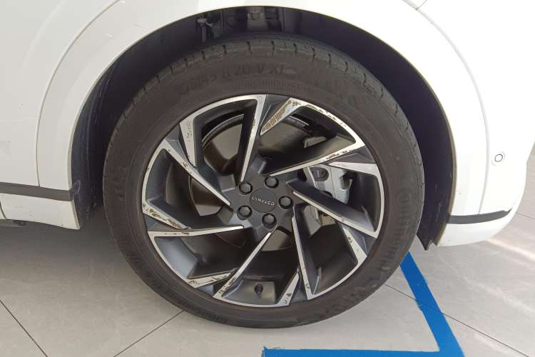 Used Lynk & Co 09 EM-P 2021 2.0T PHEV Halo Six-Seater Left Front Wheel Hub