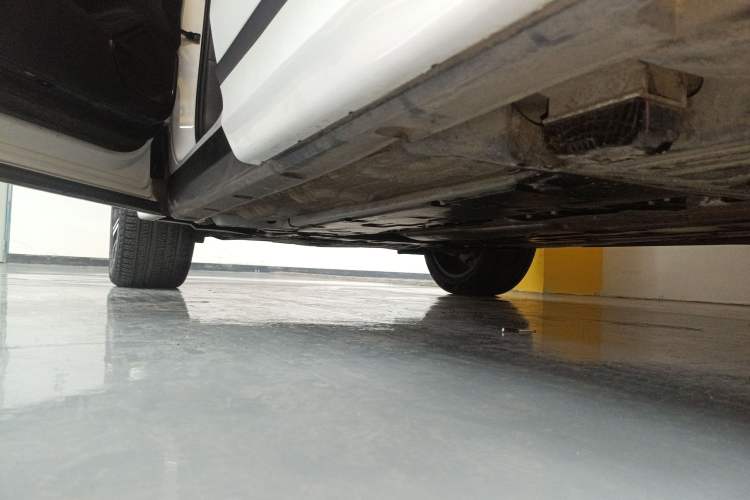 Used Lynk & Co 09 EM-P 2021 2.0T PHEV Halo Seven-Seater Left Side Sill