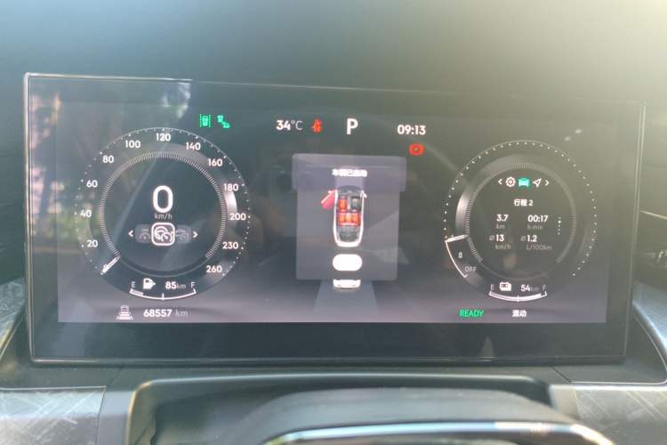 Used Lynk & Co 09 EM-P 2021 2.0T PHEV Halo Seven-Seater Odometer Close Up