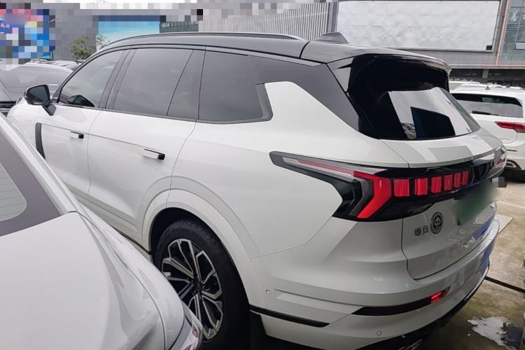 Used Lynk & Co 09 EM-P 2021 2.0T PHEV Halo Seven-Seater Rear Left 45 Deg