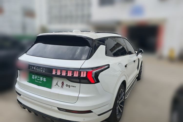 Used Lynk & Co 09 EM-P 2021 2.0T PHEV Halo Six-Seater Rear Right 45 Deg