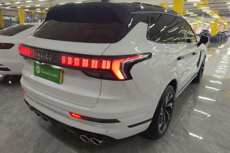 Used Lynk & Co 09 EM-P 2021 2.0T PHEV Halo Six-Seater Rear Right 45 Deg