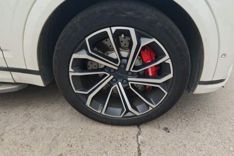 Used Lynk & Co 09 EM-P 2021 2.0T PHEV Halo Six-Seater Right Front Wheel Hub