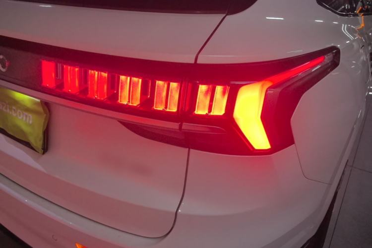 Used Lynk & Co 09 EM-P 2021 2.0T PHEV Ultra Six-Seater Right Rear Taillight