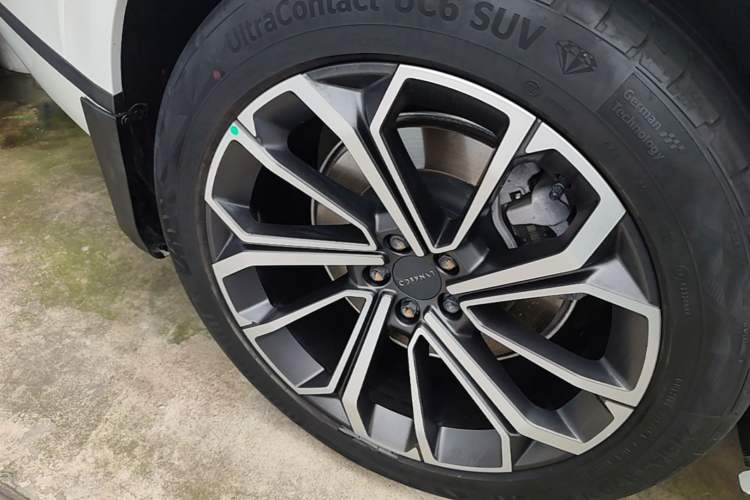 Used Lynk & Co 09 EM-P 2021 2.0T PHEV Halo Seven-Seater Right Rear Wheel Hub