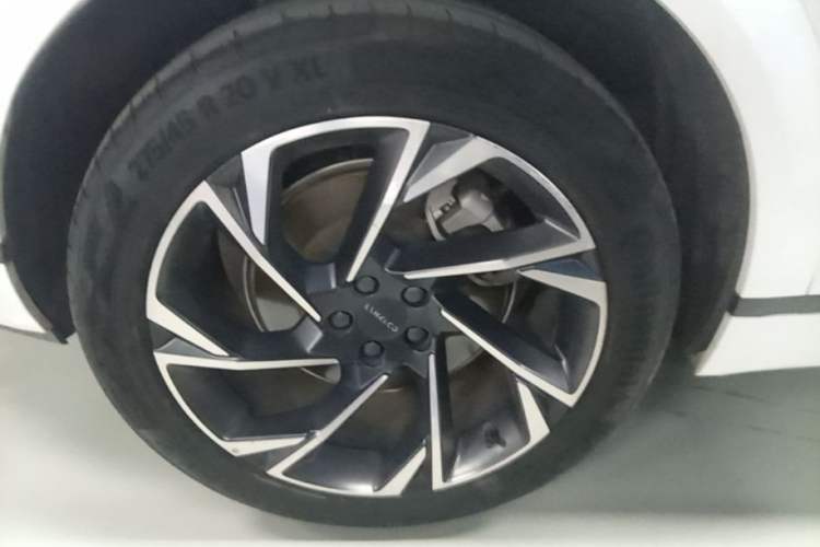 Used Lynk & Co 09 EM-P 2021 2.0T PHEV Halo Seven-Seater Right Rear Wheel Hub