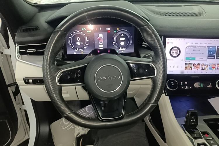 Used Lynk & Co 09 EM-P 2021 2.0T PHEV Ultra Six-Seater Steering Wheel