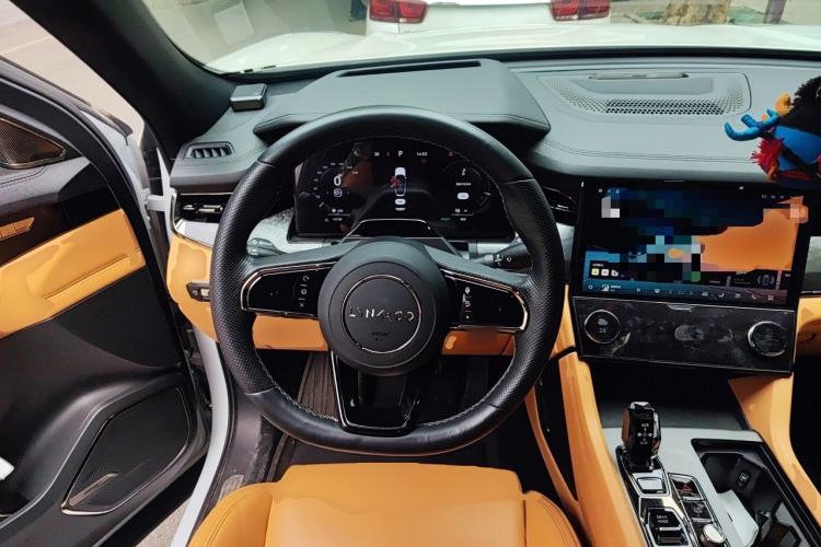 Used Lynk & Co 09 EM-P 2021 2.0T PHEV Halo Six-Seater Steering Wheel