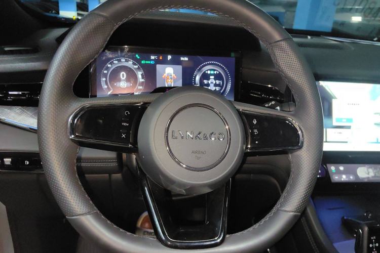Used Lynk & Co 09 EM-P 2021 2.0T PHEV Halo Six-Seater Steering Wheel