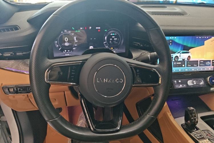 Used Lynk & Co 09 EM-P 2021 2.0T PHEV Ultra Six-Seater Steering Wheel