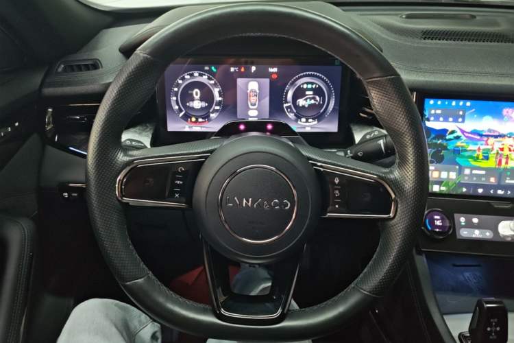 Used Lynk & Co 09 EM-P 2021 2.0T PHEV Halo Six-Seater Steering Wheel