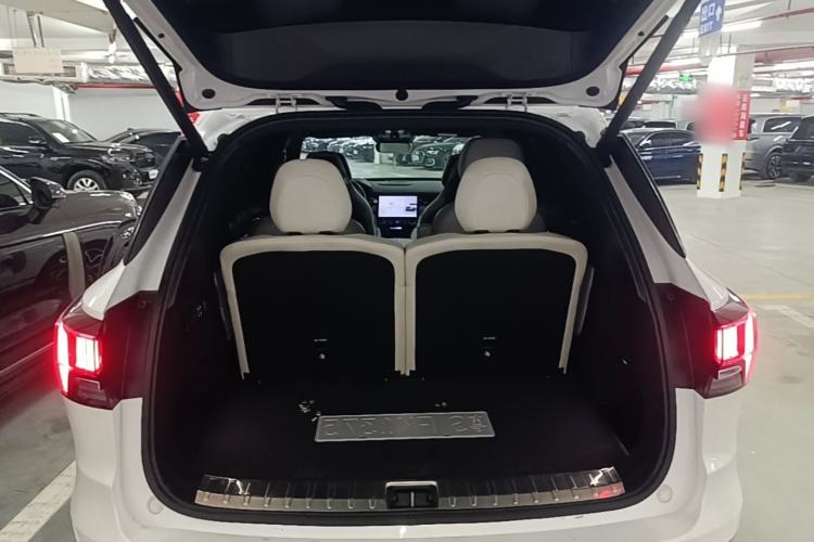 Used Lynk & Co 09 EM-P 2021 2.0T PHEV Ultra Six-Seater Trunk