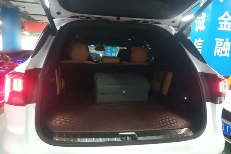 Used Lynk & Co 09 EM-P 2021 2.0T PHEV Halo Seven-Seater Trunk