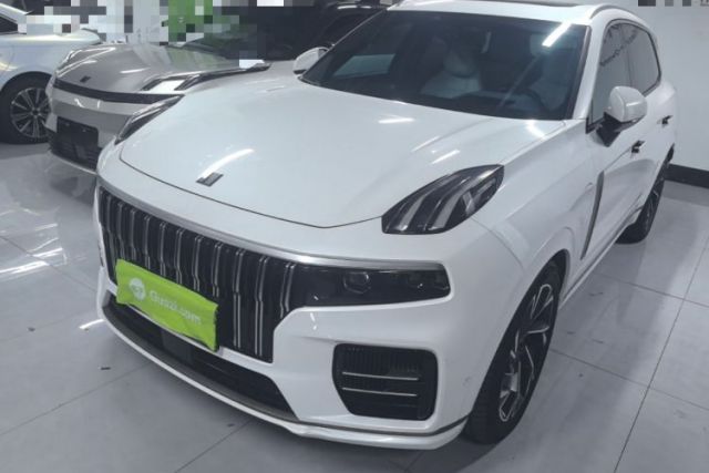Ojetý Lynk & Co 09 EM-P 2021 2.0T PHEV Ultra Six-Seater