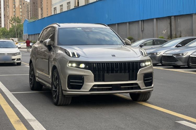 Used Lynk & Co 09 EM-P 2021 2.0T PHEV Halo Six-Seater Exterior 1
