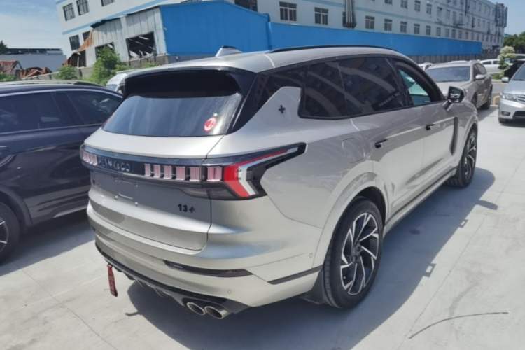 Used Lynk & Co 09 EM-P 2021 2.0T PHEV Halo Six-Seater Rear Right 45 Deg