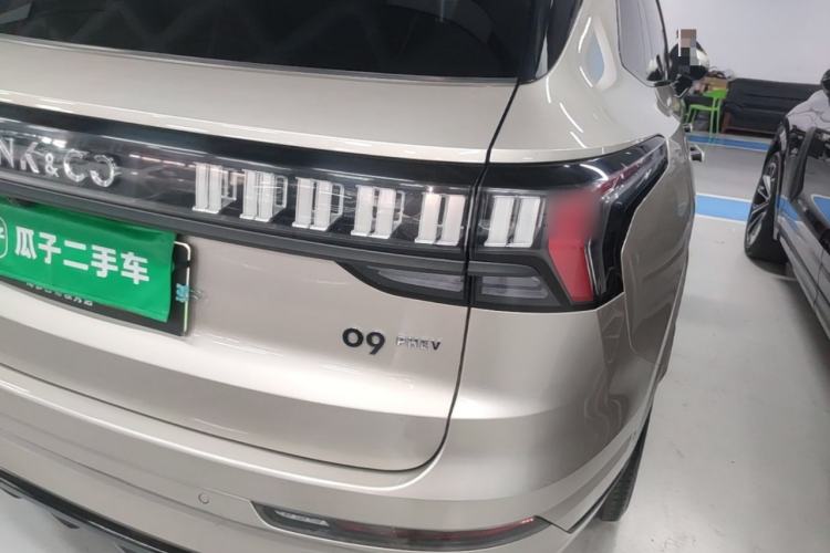 Used Lynk & Co 09 EM-P 2021 2.0T PHEV Halo Six-Seater Right Rear Taillight