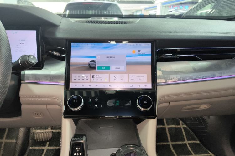 Used Lynk & Co 09 EM-P 2023 2.0TD EM-P Long-Range Version PM Six-Seater Audio And AC Panel