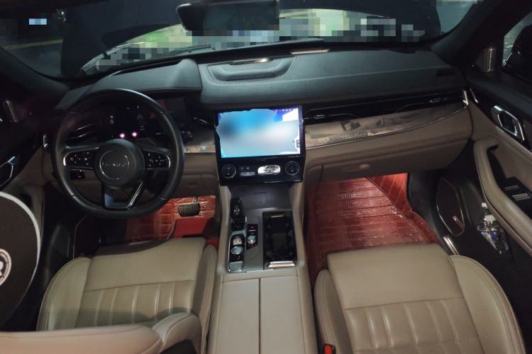 Used Lynk & Co 09 EM-P 2023 2.0TD EM-P Long-Range Version PM 7-Seater Center Console