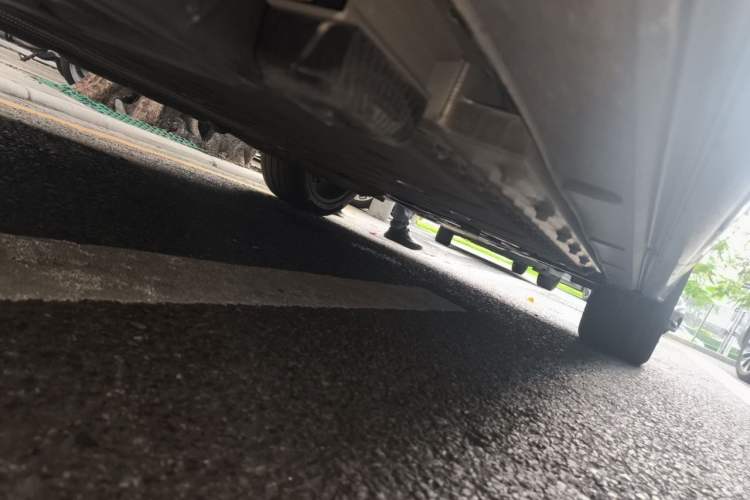 Used Lynk & Co 09 EM-P 2023 2.0TD EM-P Long-Range Version PM Six-Seater Chassis Rear Right