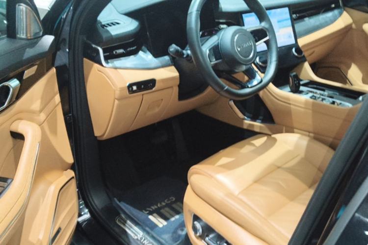 Used Lynk & Co 09 EM-P 2023 2.0TD EM-P Four-Wheel Drive Asian Games Executive Edition Five Seats Driver Seat