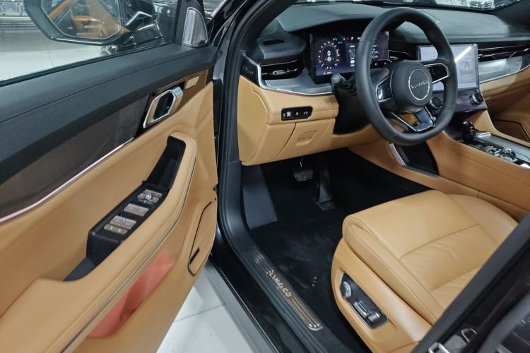 Used Lynk & Co 09 EM-P 2023 2.0TD EM-P Four-Wheel Drive Asian Games Executive Edition Five Seats Driver Seat