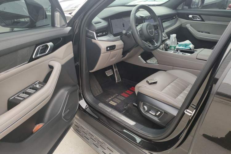 Used Lynk & Co 09 EM-P 2023 2.0TD EM-P Long-Range Version PM Six-Seater Driver Seat