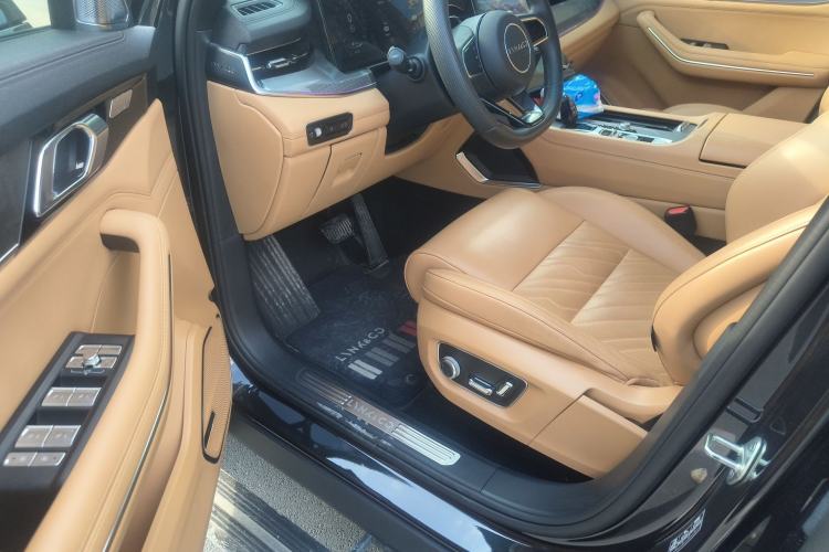 Used Lynk & Co 09 EM-P 2023 2.0TD EM-P Four-Wheel Drive Asian Games Executive Edition Five Seats Driver Seat