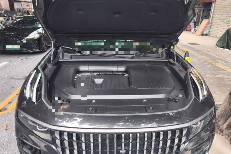 Used Lynk & Co 09 EM-P 2023 2.0TD EM-P Long-Range Version PM Six-Seater Engine Bay