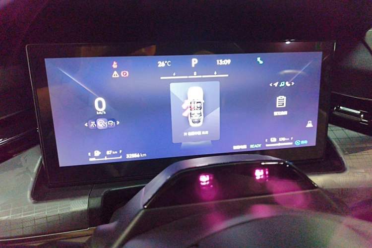 Used Lynk & Co 09 EM-P 2023 2.0TD EM-P Long-Range Version PM Six-Seater Instrument Cluster