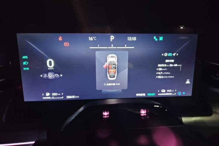 Used Lynk & Co 09 EM-P 2023 2.0TD EM-P Long-Range Version PM 7-Seater Instrument Cluster
