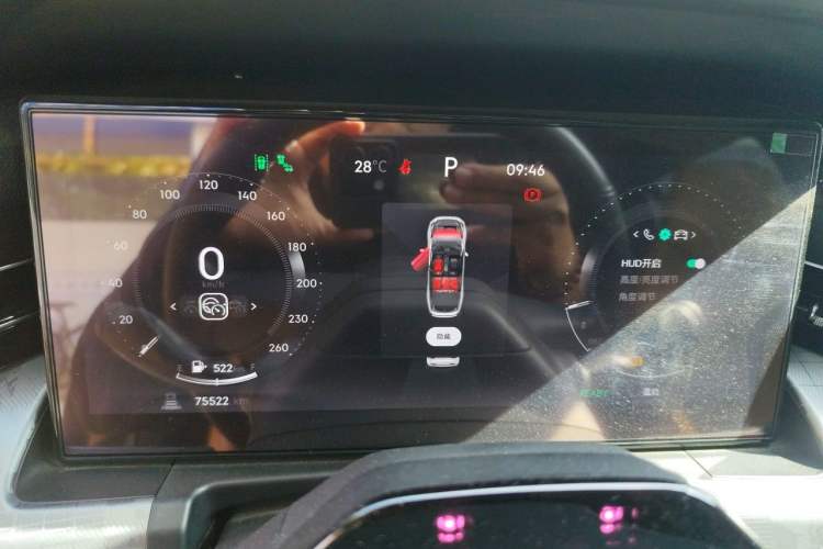 Used Lynk & Co 09 EM-P 2023 2.0TD EM-P Four-Wheel Drive Asian Games Executive Edition Five Seats Instrument Cluster
