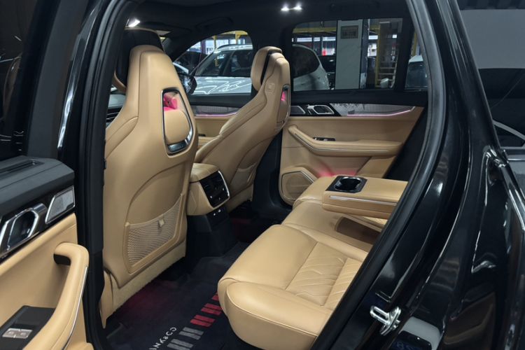 Used Lynk & Co 09 EM-P 2023 2.0TD EM-P Four-Wheel Drive Asian Games Executive Edition Five Seats Interior 3