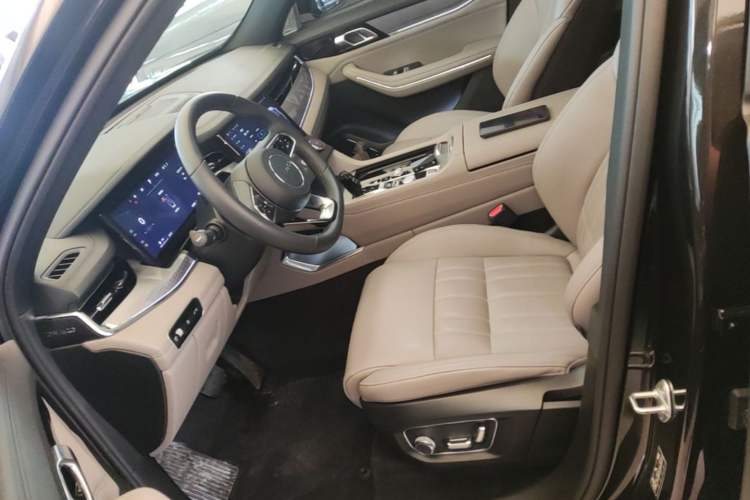 Used Lynk & Co 09 EM-P 2023 2.0TD EM-P Long-Range Version PM 7-Seater Left Front Seat