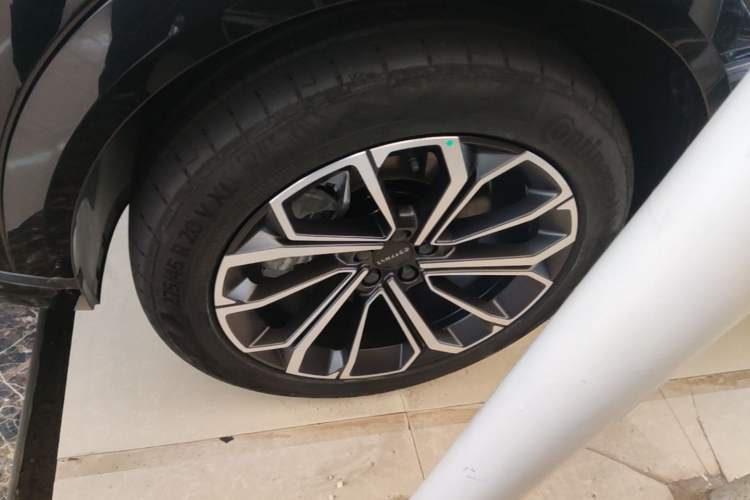 Used Lynk & Co 09 EM-P 2023 2.0TD EM-P Long-Range Version PM 7-Seater Left Front Wheel Hub