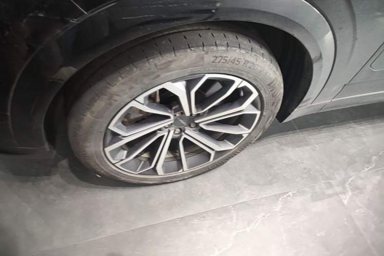 Used Lynk & Co 09 EM-P 2023 2.0TD EM-P Long-Range Version PM Six-Seater Left Front Wheel Hub