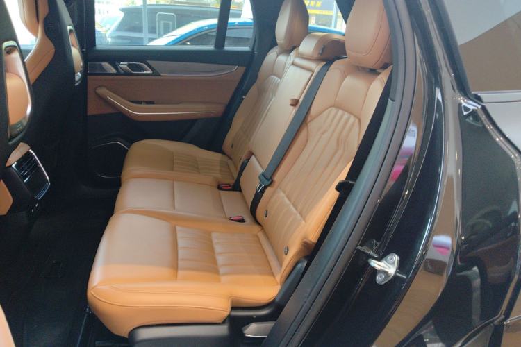 Used Lynk & Co 09 EM-P 2023 2.0TD EM-P Long-Range Version PM 7-Seater Left Rear Seat
